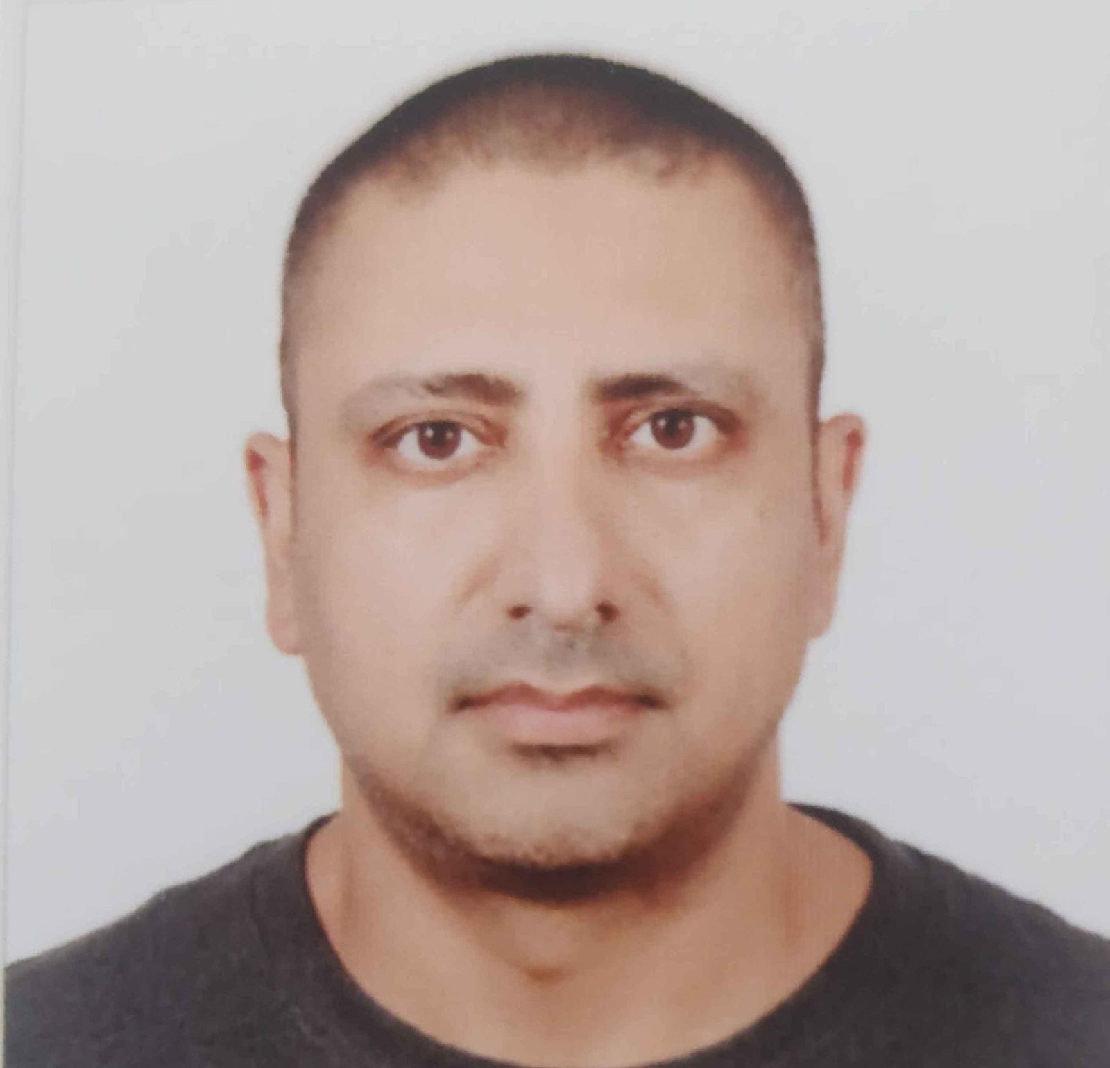 Rajiv Giri - Profile Image